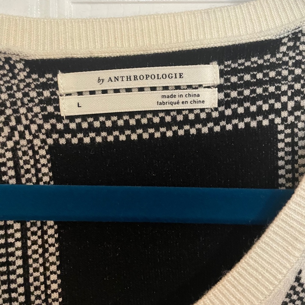 Anthropologie Houndstooth Sweater Size Large EUC - Picture 3 of 6